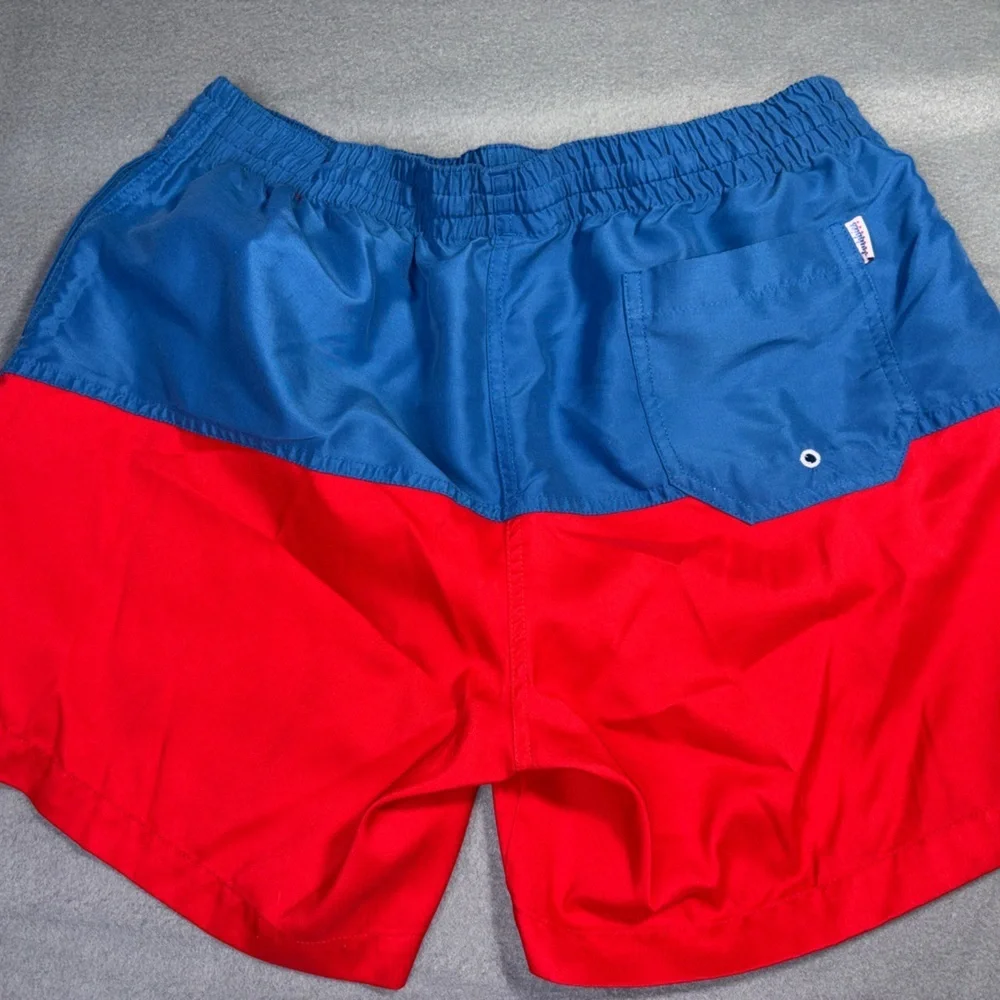 Chubbies Men’s The Liberties Red White Blue Lined Swim Shorts XL // 5.5”